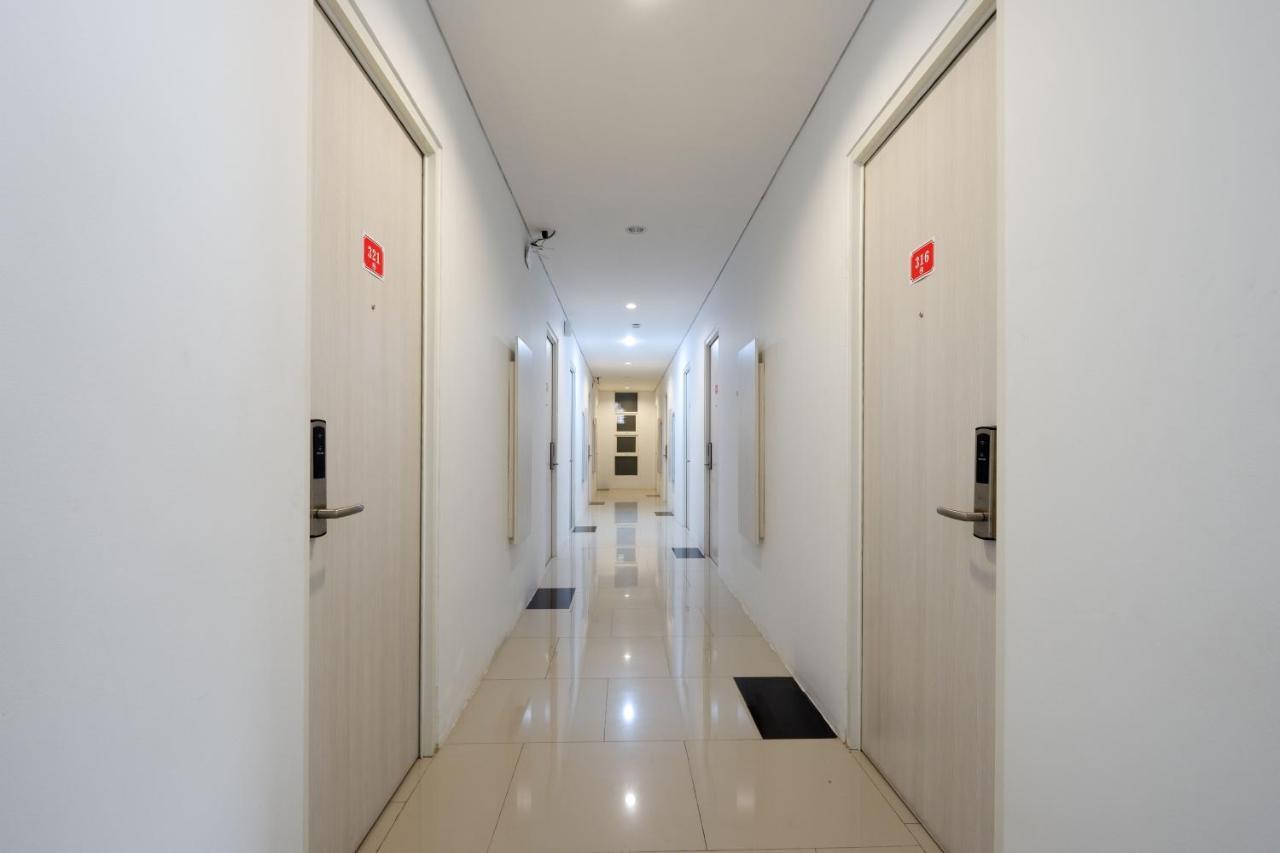 Reddoorz Plus Near Ciputra Mall Simpang Lima Semarang Luaran gambar